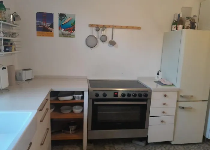 Charming House With Garden And Wood Stove Apartman