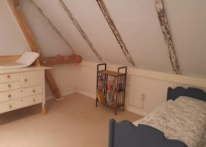 Charming House With Garden And Wood Stove Appartamento